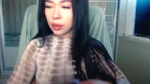 luisa lovedom online show from 10-05-25, 08:56