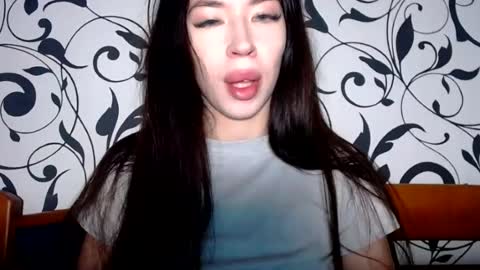 luisa lovedom online show from 07-22-26, 07:44