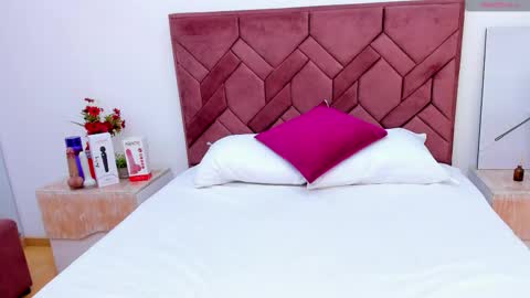               online show from 12-05-25, 11:08