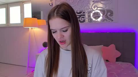 LuisaClover online show from 04-29-26, 12:31