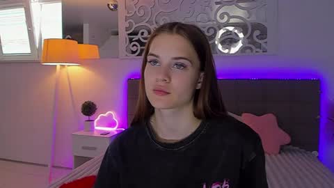 LuisaClover online show from 07-07-26, 12:20