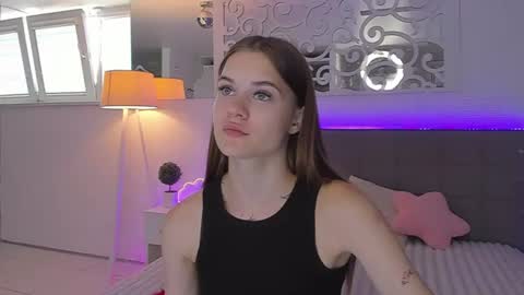 LuisaClover online show from 07-11-26, 12:19