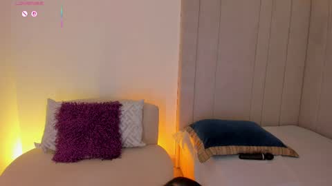 Snapshot of luisah_ chatting on 05-22-26, 08:25 L U I S A online show from 05-22-26, 08:25
