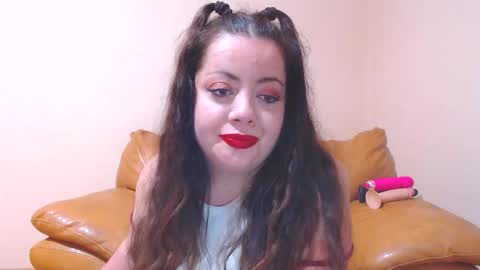 Snapshot of luisahornydoll chatting on 12-03-25, 09:35 Cassie online show from 12-03-25, 09:35