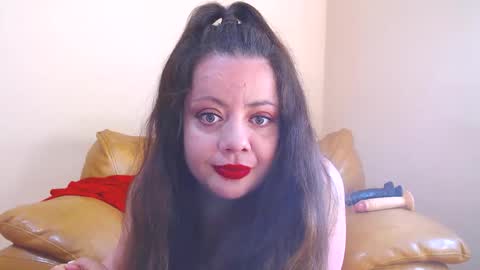 Snapshot of luisahornydoll chatting on 05-06-26, 08:19 Cassie online show from 05-06-26, 08:19