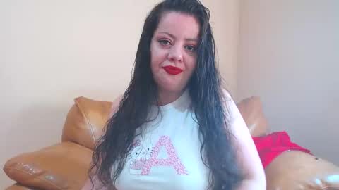 Snapshot of luisahornydoll chatting on 05-18-26, 07:36 Cassie online show from 05-18-26, 07:36