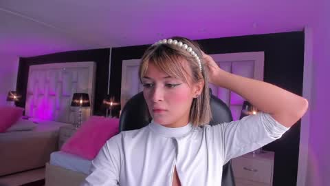 Luisa  online show from 05-23-26, 03:27
