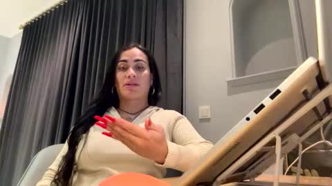 Luisa Monsters online show from 10-20-25, 08:42