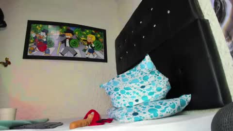 luisfernando01 online show from 06-08-26, 01:28