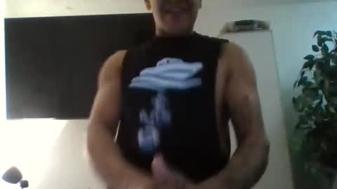 Snapshot of luisjg24hrs chatting on 04-02-26, 06:16 luisjg24hrs online show from 04-02-26, 06:16