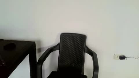 Snapshot of luisk200 chatting on 02-11-26, 02:11 Luis S Kennedy online show from 02-11-26, 02:11