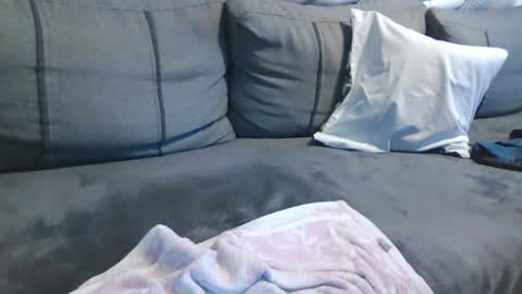 Snapshot of luismcawesome chatting on 01-29-25, 12:35 Luis online show from 01-29-25, 12:35