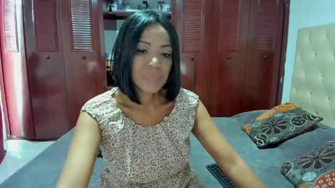 Snapshot of luissa_s1 chatting on 01-30-25, 12:27 Luissa online show from 01-30-25, 12:27