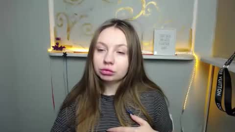 Luiza online show from 12-15-24, 06:29