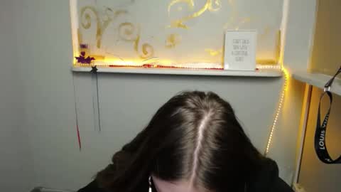 Luiza online show from 12-17-24, 11:17