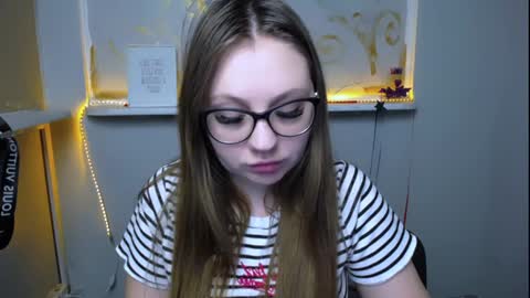 Luiza online show from 12-22-24, 10:38