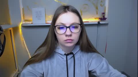 Luiza online show from 01-04-25, 06:09