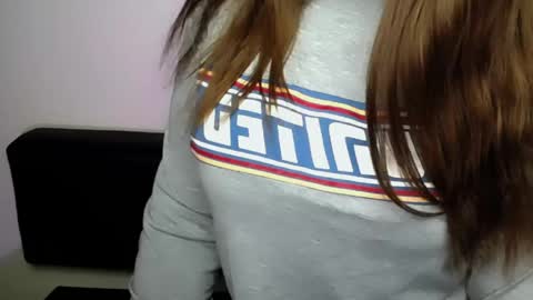 Snapshot of luizaheems_ chatting on 04-25-26, 06:05 Luiza online show from 04-25-26, 06:05
