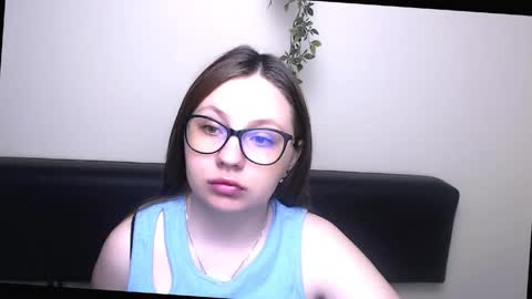 Snapshot of luizaheems_ chatting on 04-27-26, 06:22 Luiza online show from 04-27-26, 06:22