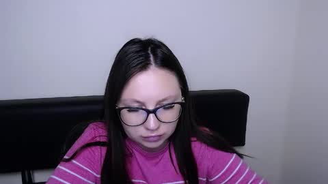 Luiza online show from 05-21-26, 06:42