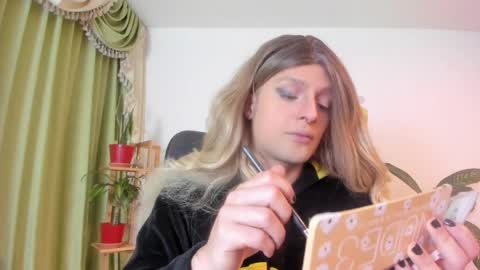 Luka Castillo online show from 04-09-26, 03:39