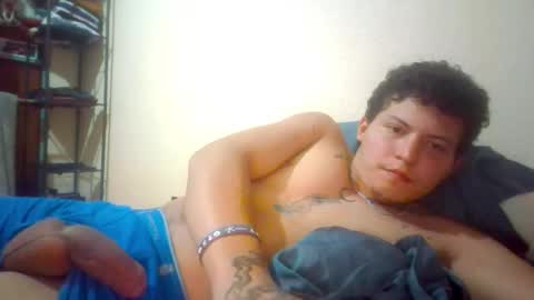 Snapshot of lukas2002alien622712 chatting on 11-30-25, 05:44 Lukas online show from 11-30-25, 05:44