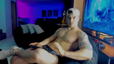 Lukas Green online show from 07-11-26, 05:32