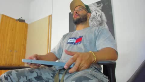 LUKE online show from 10-04-25, 11:41