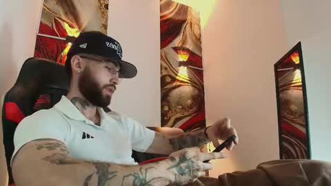 LUKE online show from 10-17-25, 01:25