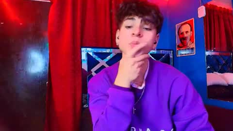 Snapshot of luke_howland chatting on 05-21-26, 10:28 Luke online show from 05-21-26, 10:28