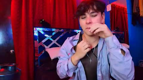Snapshot of luke_howland chatting on 05-27-26, 03:20 Luke online show from 05-27-26, 03:20