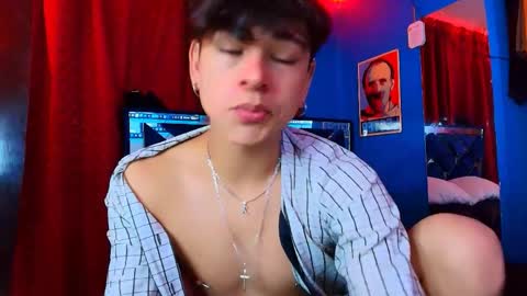 Snapshot of luke_howland chatting on 05-29-26, 08:51 Luke online show from 05-29-26, 08:51