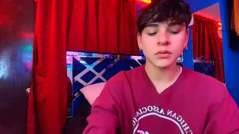 Snapshot of luke_howland chatting on 05-31-26, 10:00 Luke online show from 05-31-26, 10:00