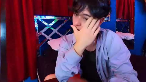 Snapshot of luke_howland chatting on 06-13-26, 01:36 Luke online show from 06-13-26, 01:36