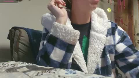 Snapshot of lukeandali23 chatting on 03-04-26, 03:56 Lukeandali420 online show from 03-04-26, 03:56