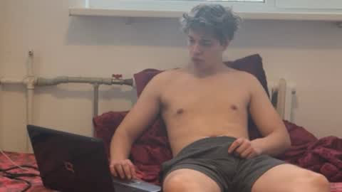 Snapshot of lukedesirable chatting on 02-15-25, 11:28 lukedesirable online show from 02-15-25, 11:28