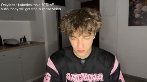 Snapshot of lukedesirable chatting on 02-23-26, 08:06 lukedesirable online show from 02-23-26, 08:06