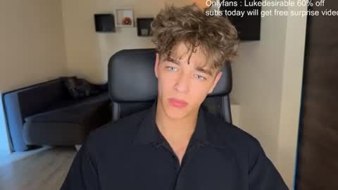 lukedesirable online show from 07-08-26, 04:11
