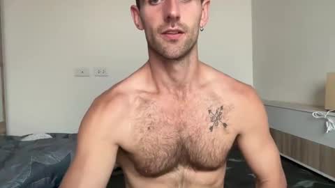 Snapshot of lukegunn22 chatting on 01-30-25, 02:06 MR. Luke Gunn online show from 01-30-25, 02:06