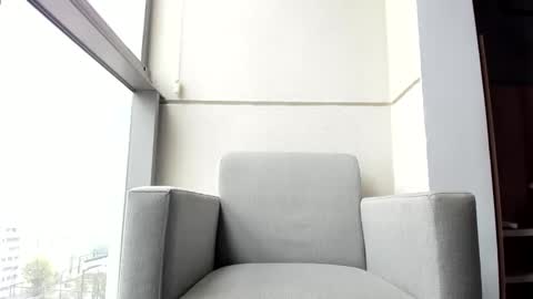 Snapshot of lukerex chatting on 04-27-26, 02:59 Luke Rex online show from 04-27-26, 02:59