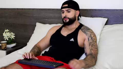 Lukhas f4f online show from 10-04-25, 01:36