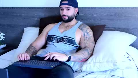 Lukhas f4f online show from 10-30-25, 05:24