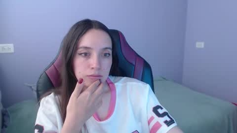 Vicky online show from 12-05-25, 04:36