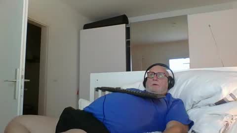 luley58 online show from 09-15-25, 06:52