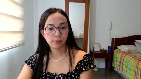 Luli online show from 03-27-26, 01:22