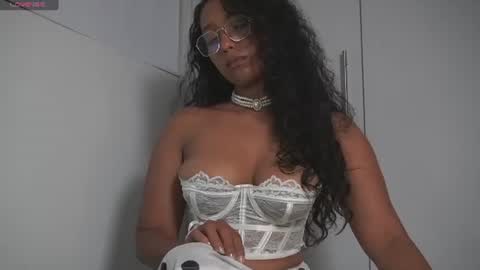 lulitauwu online show from 06-25-26, 12:32