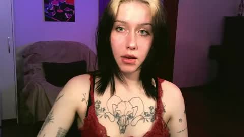 Snapshot of lullypopa chatting on 04-30-26, 02:23 lullypopa online show from 04-30-26, 02:23