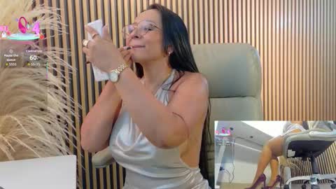 Snapshot of lulu_072 chatting on 11-27-25, 12:13 lulu online show from 11-27-25, 12:13