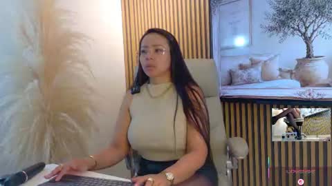 Snapshot of lulu_072 chatting on 07-02-26, 12:32 lulu online show from 07-02-26, 12:32