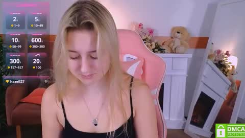 Snapshot of lulu___moon chatting on 12-02-25, 09:25 Lily online show from 12-02-25, 09:25